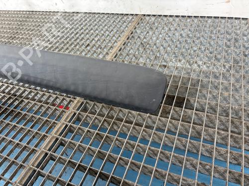 Used Door moulding trim Door moulding trim 38448408 38448408