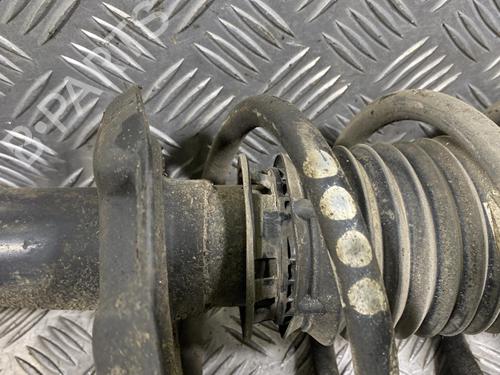 Used Right front shock absorber MERCEDES-BENZ CLA Coupe (C117) CLA 220 CDI / d (117.303) (163 hp) 20023197