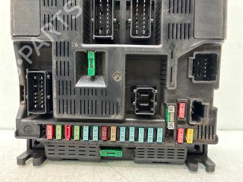 Used Fuse box Fuse box PEUGEOT 307 (3A/C) 2.0 HDi 110 (107 hp) 34627533 34627533