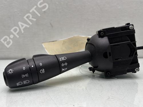 Used Switch DACIA SANDERO II TCe 90 (B8M1, B8MA, B8AC) (90 hp) 29939225