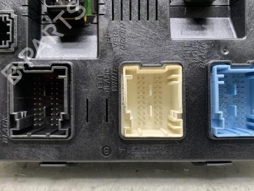 Used Fuse box PEUGEOT 307 (3A/C) 1.6 HDi (90 hp) 19952455