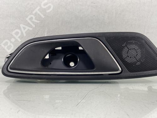 Used Rear right interior door handle SEAT ATECA (KH7, KHP) 1.6 TDI (115 hp) 30046389
