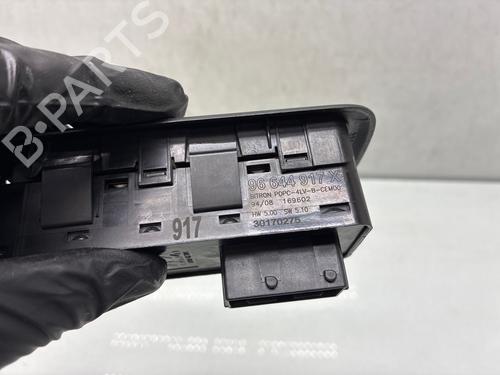 Used Left front window switch Left front window switch PEUGEOT 308 I (4A_, 4C_) 1.6 HDi (90 hp) 34561488 34561488
