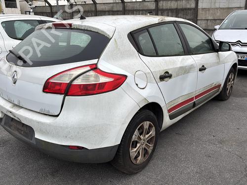 Electronic module RENAULT MEGANE III Hatchback (BZ0/1_, B3_) 1.5 dCi (BZ0C) | BP26527831M83  - Image 15