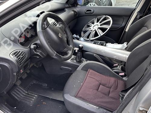 Fuse box PEUGEOT 206 Hatchback (2A/C) 1.4 HDi eco 70 | BP30941031E1