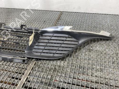 Used Grille PEUGEOT 308 II (LB_, LP_, LW_, LH_, L3_) 1.6 BlueHDi 120 (120 hp) 32094120