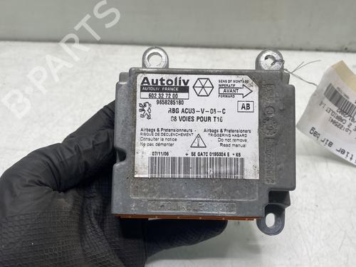 Used ECU airbags PEUGEOT 206 CC (2D) 1.6 HDi 110 (109 hp) 31192803