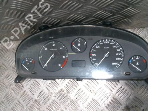 Used Instrument cluster PEUGEOT 406 (8B) 2.2 HDi (133 hp) 19998308