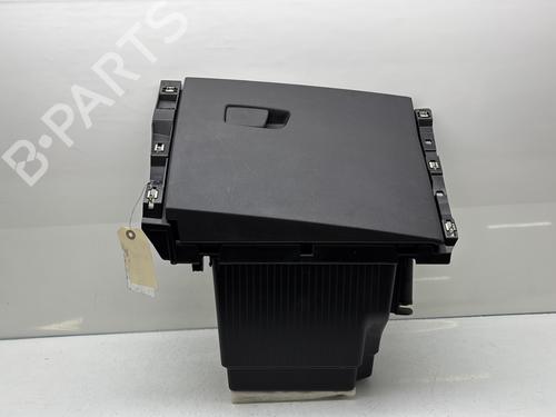Used Glove box RENAULT CLIO V (B7_) 1.5 Blue dCi 115 (B7AD) (116 hp) 29212351