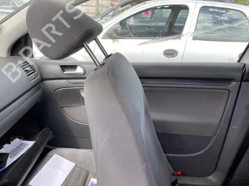 Left taillight VW GOLF V (1K1) 1.9 TDI | BP23768654C34 