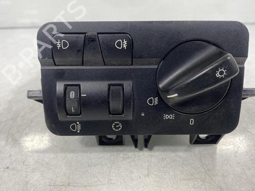 Used Headlight switch BMW 3 (E46) 330 d (184 hp) 20018586