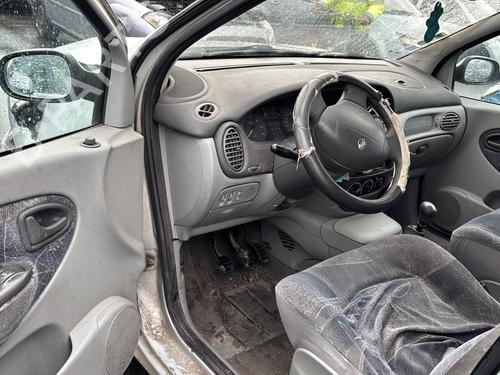 Troisième feu stop RENAULT SCÉNIC I MPV (JA0/1_, FA0_) 1.9 dCi (JA05, JA1F) | BP29707076L11 