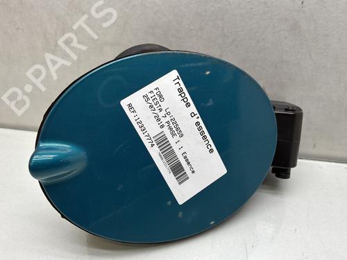 Used Fuel flap Fuel flap FORD FIESTA VII (HJ, HF) 1.0 EcoBoost (101 hp) 33742755 33742755