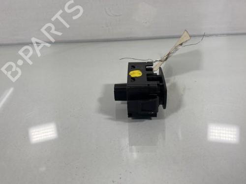Used Warning switch RENAULT TRAFIC III Van (FG_) 1.6 dCi 95 (FGMJ, FGMR) (95 hp) 19999139