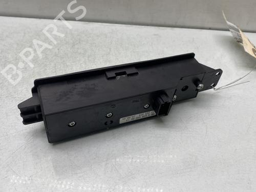 Right front window switch MERCEDES-BENZ VITO Bus (W639) 115 CDI (639.701, 639.703, 639.705) | BP30464225I26 - Image 4