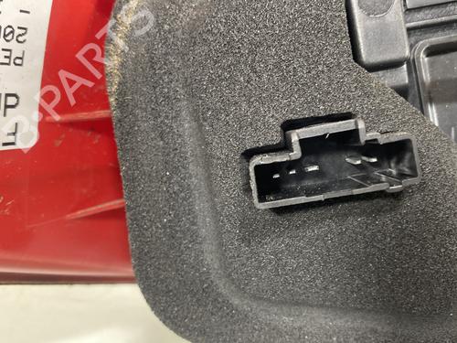 Right taillight PEUGEOT 206 CC (2D) 1.6 16V (2DNFUF, 2DNFUR) | BP29429008C35 