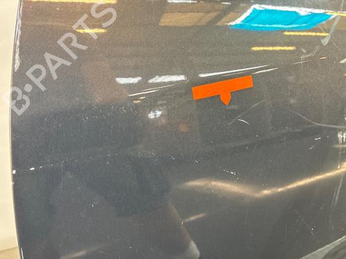 Used Left front door Left front door 38065980 38065980