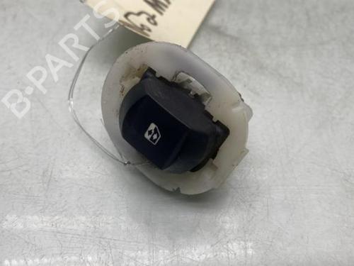 Used Right front window switch RENAULT MEGANE II Coupé-Cabriolet (EM0/1_) 1.9 dCi (120 hp) 19949468