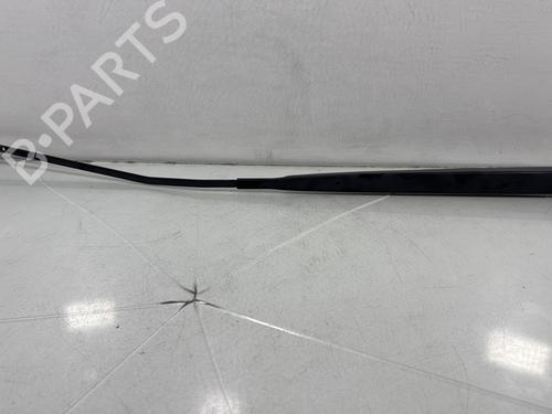 Używane Ramię wycieraczki przedniej szyby RENAULT CLIO III (BR0/1, CR0/1) 1.5 dCi (C/BR0G, C/BR1G) (68 hp) 30181062