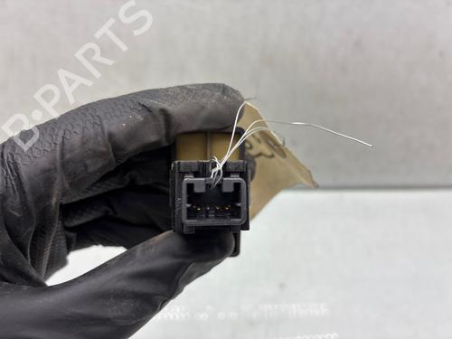 Warning switch SUZUKI SWIFT III (MZ, EZ) 1.3 (RS413, ZC11S) | BP23769447I22 - Image 2
