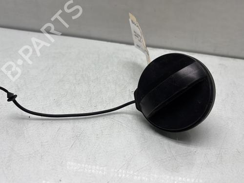 Used Fuel cap PEUGEOT 308 II (LB_, LP_, LW_, LH_, L3_) 1.5 BlueHDi 130 (131 hp) 29413513