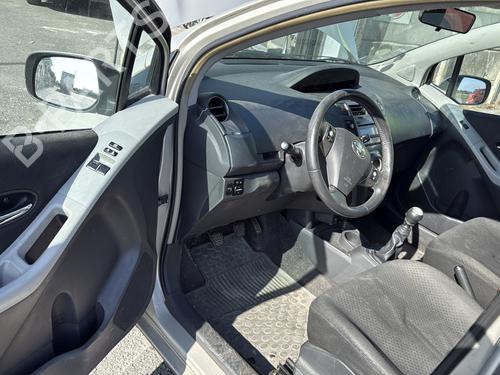Left front window switch TOYOTA YARIS (_P9_) 1.4 D-4D (NLP90_, NLP90R) | BP30791566I27 - Image 25