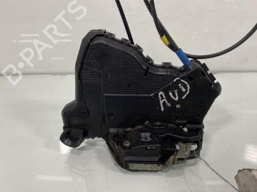 Used Front right lock TOYOTA AURIS (_E15_) 2.0 D-4D (ADE150_, ADE150R) (126 hp) 19980093