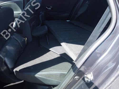 Left front door RENAULT MEGANE III Grandtour (KZ0/1) 1.5 dCi (KZ09, KZ0D, KZ1G, KZ29, KZ14, KZ1W, KZ10, KZ1F,... | BP30672321C2 