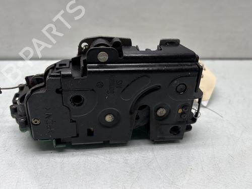 Højre bagtil lås VW BORA I (1J2) 1.9 TDI (110 hp) 29587344