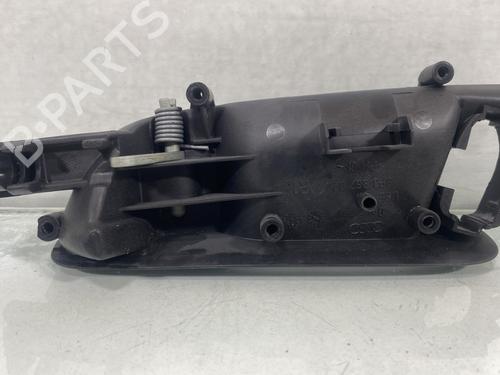 Used Front right interior door handle Front right interior door handle AUDI A3 (8P1) 2.0 TDI 16V (140 hp) 27632724 27632724