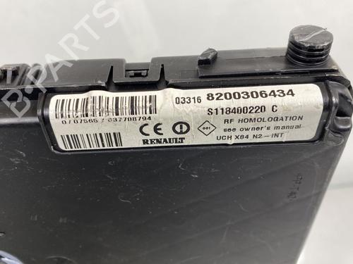 Used Fuse box Fuse box RENAULT SCÉNIC II (JM0/1_) 1.6 (JM0C, JM0J, JM1B) (113 hp) 19963373 19963373