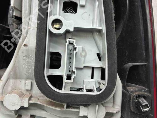 Used Left taillight Left taillight 32413339 32413339