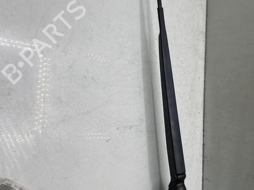 Used Front windshield wiper arm RENAULT SCÉNIC II (JM0/1_) 1.6 (JM0C, JM0J, JM1B) (113 hp) 27722415