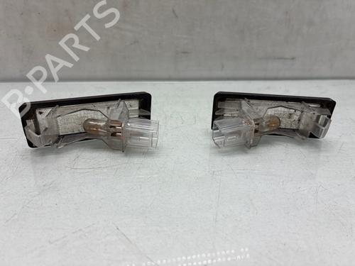 Skiltlys Skiltlys RENAULT SCÉNIC III (JZ0/1_) 1.5 dCi (JZ02, JZ0R) (95 hp) 36937748 36937748
