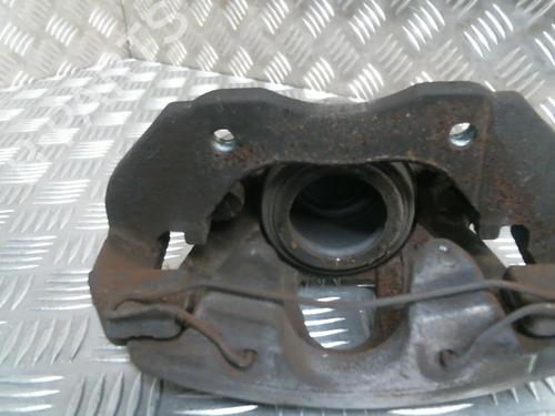 Used Right front brake caliper Right front brake caliper VOLVO C30 (533) D2 (115 hp) 20013078 20013078