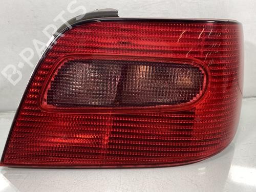Used Right taillight CITROËN XSARA (N1) 1.4 i (75 hp) 27381660