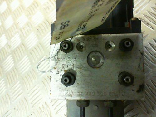 ABS pump PEUGEOT 406 (8B) 2.2 HDi | BP20019822M43 