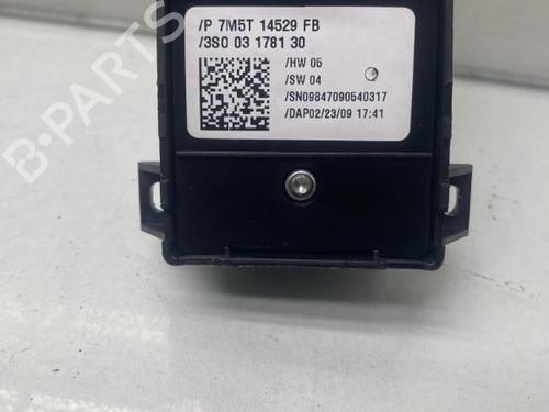 Used Left front window switch Left front window switch FORD FOCUS II (DA_, HCP, DP) 2.0 TDCi (136 hp) 19990104 19990104