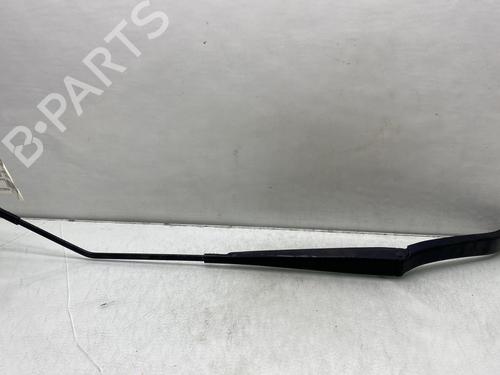 Used Front windshield wiper arm FIAT 500X (334_) 1.6 (334AXE1A) (110 hp) 24429133