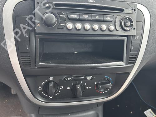 Right front window switch CITROËN C2 (JM_) 1.4 HDi | BP24510530I26  - Image 12