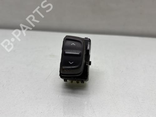Used Right front window switch Right front window switch DACIA SANDERO II 1.5 dCi (90 hp) 27173799 27173799