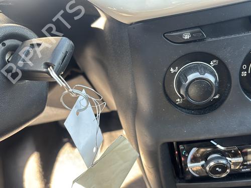 Seat buckle CITROËN C3 II (SC_) 1.4 HDi 70 (SC8HZC, SC8HR0, SC8HP4) | BP27355942I32 - Image 9