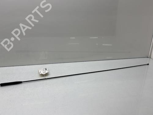 Używane Antena / Podstawa RENAULT TWINGO I (C06_) 1.2 (C066, C068) (58 hp) 30676860