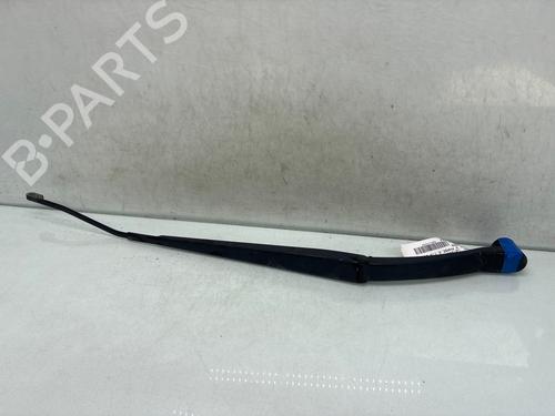 front-windshield-wiper-arm-nissan-qashqai-ii-j11-j11_-2013-37648730 main image