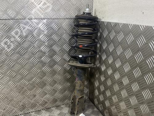 Used Left front shock absorber TOYOTA YARIS (_P13_) 1.5 Hybrid (NHP130_, NHP130) (101 hp) 27596290