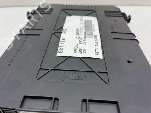 Used Fuse box Fuse box PEUGEOT 208 I (CA_, CC_) 1.2 VTI 82 (82 hp) 39902000 39902000