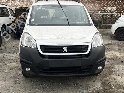 AdBlue-tank PEUGEOT PARTNER Tepee 1.6 BlueHDi 120 | BP24442925M85 - Image 9