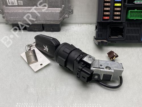 Used Electronic module PEUGEOT 208 I (CA_, CC_) 1.0 VTi (68 hp) 21518312