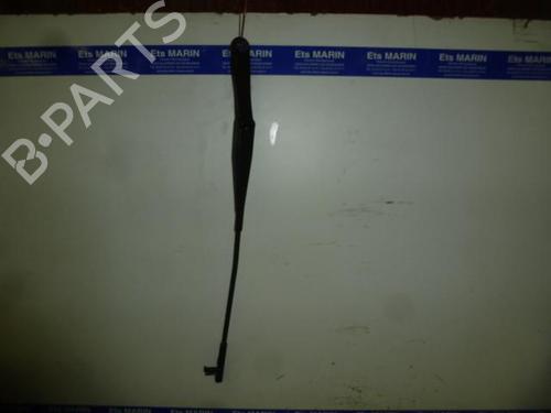 Used Front windshield wiper arm OPEL ASTRA H (A04) [2004-2014]  19987577