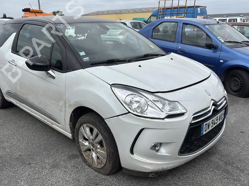 Rear parcel shelf CITROËN DS3 (SA_) 1.2 VTi 82 | BP31881175C85